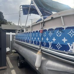 2003 Lowe Suncruiser