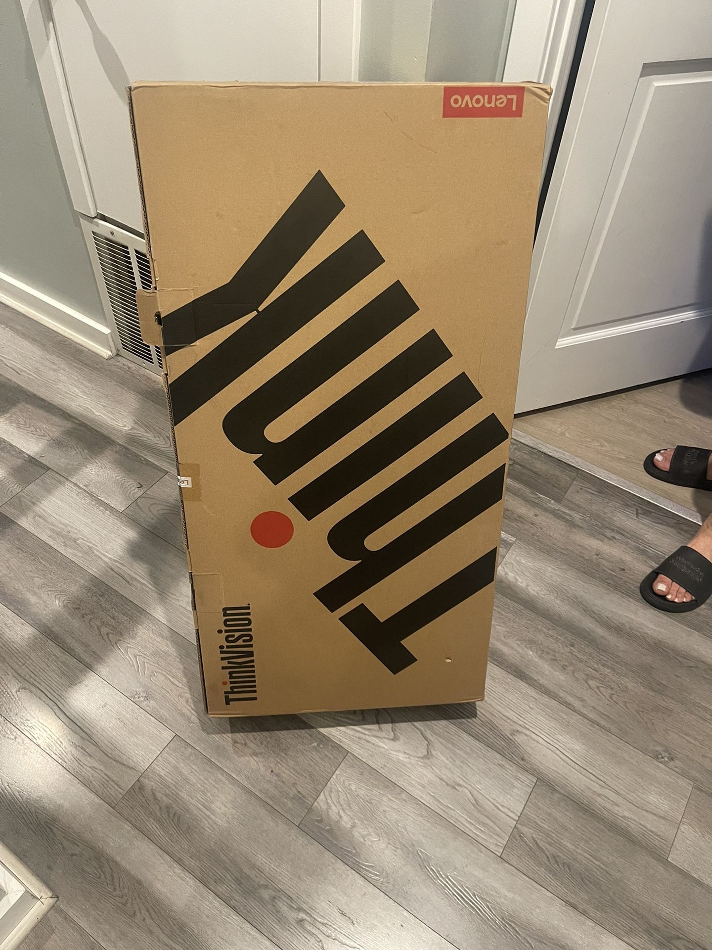 Lenovo ThinkVision 34 Inch Curved Monitor