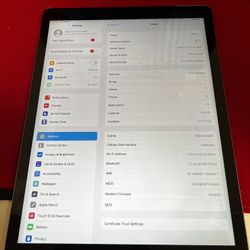 iPad Pro 12.9 Inch Excellent Condition 128gb Wi-Fi/Cellular 