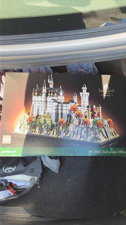 LEGO Architecture Neuschwanstein Castle 21063