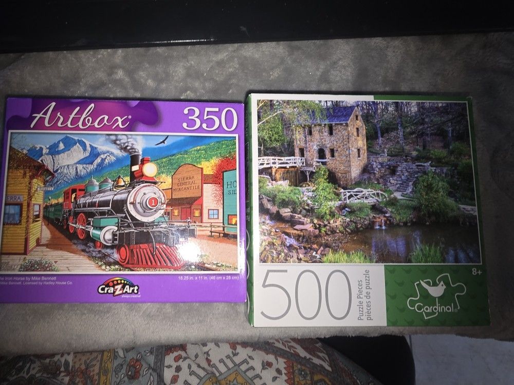 🎆USED 2 PUZZLES ALL PIECES ARE ACCOUNTED FOR