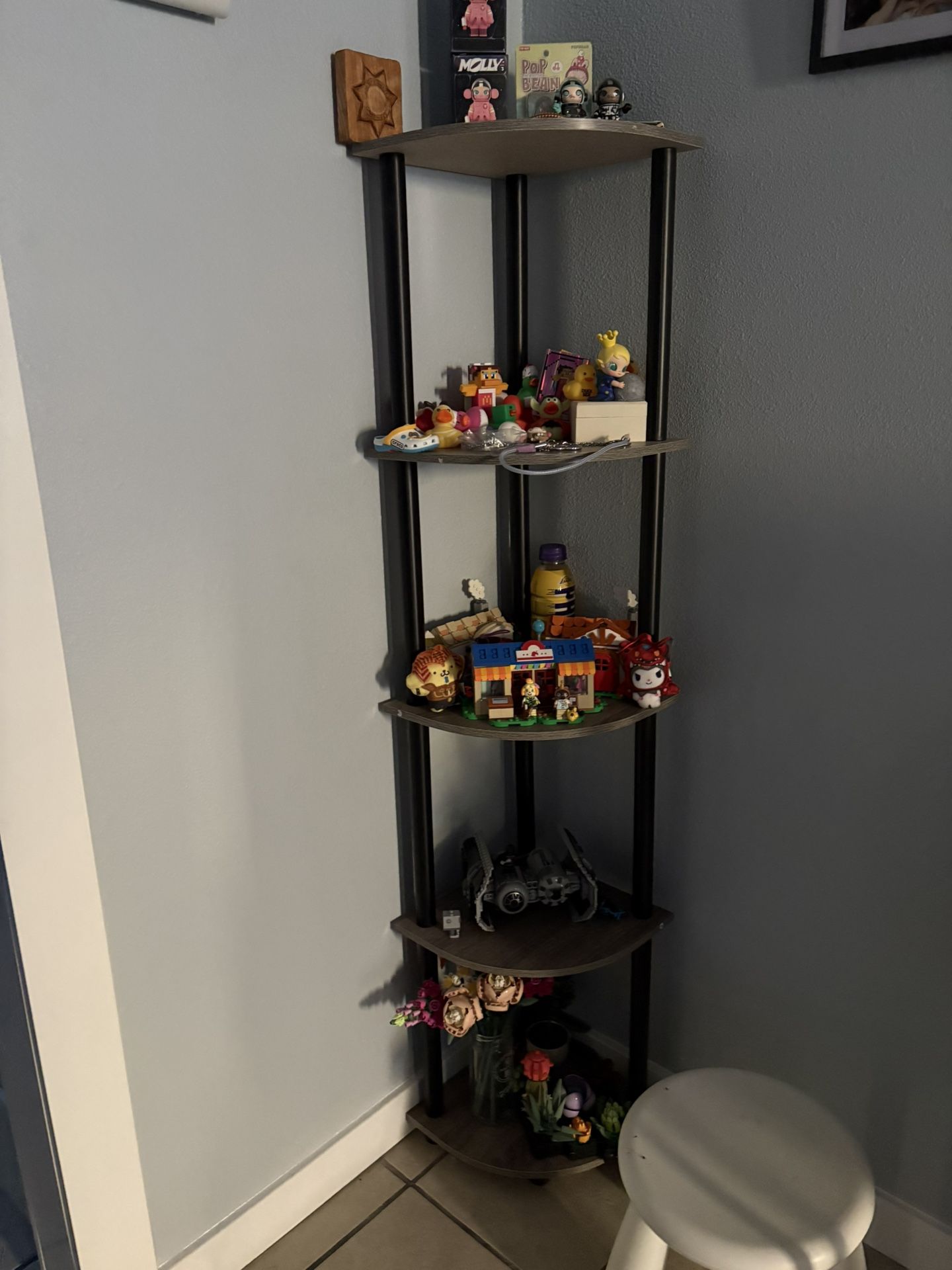 Shelf