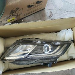  Honda Odyssey Headlight New