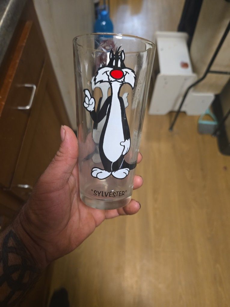 1973 Pepsi Lonney Tune Glasses