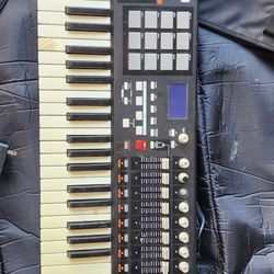 AKAI PROFESSIONAL KEYBOARD MPK49 