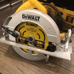Dewalt Circular Saw