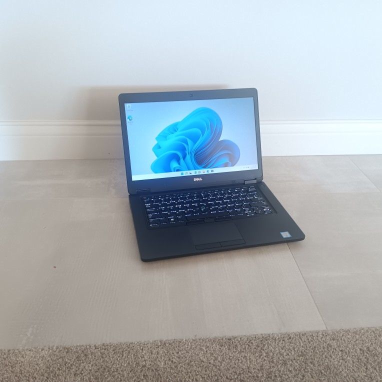 Quad Intel i5 3.2ghz 8gb ram 256gb m.2 ssd laptop laptops computer computers pc pcs personal windows 11 dell dells latitude