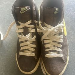 Men Nikes Size 10