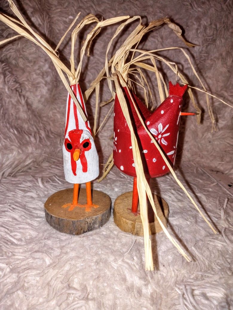 Sm. Pair Of Native American Navajo Folk Art Chickens