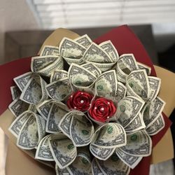 Money Bouquets & Roses 