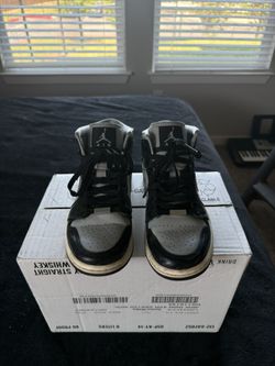 Women’s Air Jordan 1 Mid