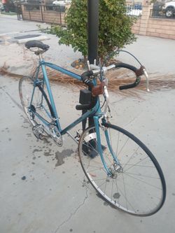 Vintage motobecane nomade sprint 10 speed road bike