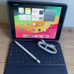 Apple iPad 7th Generation 128GB With Logitech Keyboard and Pencil 