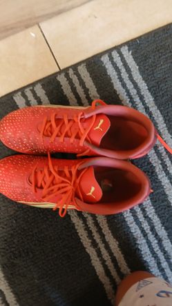 Puma Ultra Size 9.5 Futsal Shoes