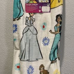 Disney Princess Plush Throw 50in X 70in
