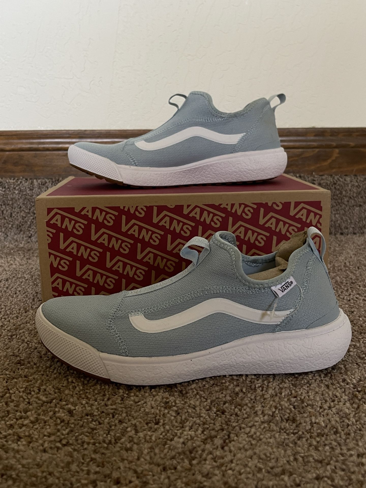 Vans UltraRange Exo Slip shoe in the "Winter Sky"