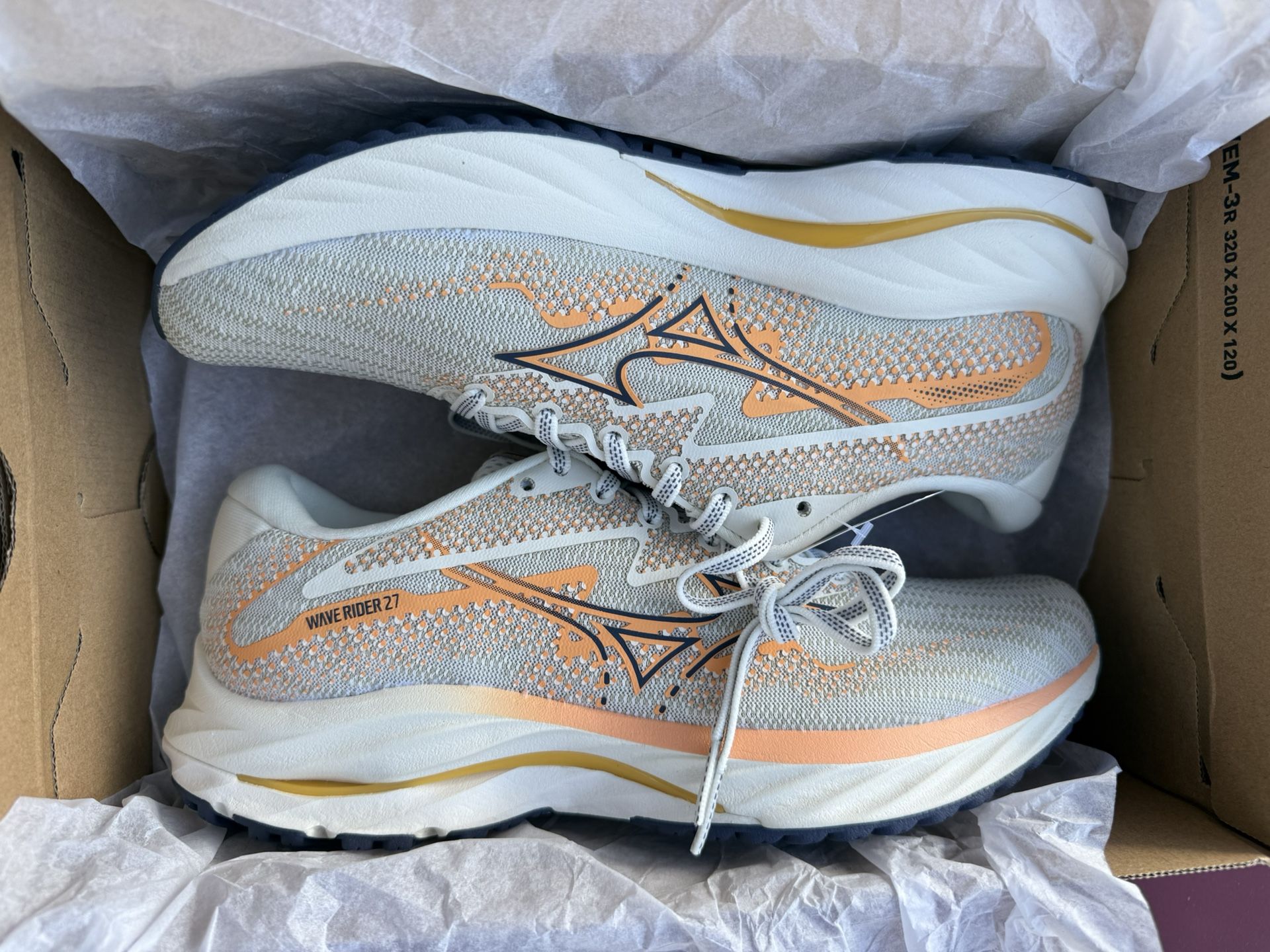 Women’s Mizuno Wave Rider 27 Running Shoes Size 9