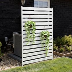 White Metal Outdoor Privacy Screen Fence Panel 70x40in