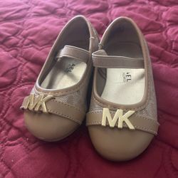 Toddler Baby girl Michael kors Flats Size 5