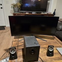 Onn. 34" Double Wide Monitor. With Speakers.