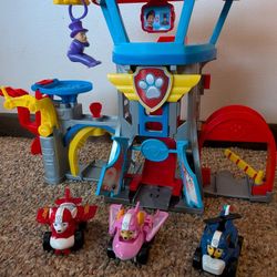 Paw Patrol Air Rescue Pup Squad Airport 