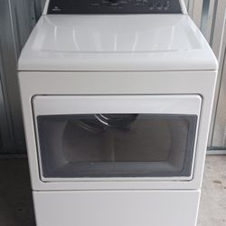 Newer Model Whirlpool Cabrio High Efficiency Gas Dryer