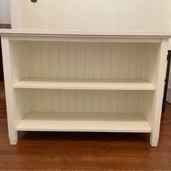 Pottery Barn Beadboard Bookshelf 