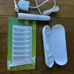 Sonicare Toothbrush With New Toothbrush Heads