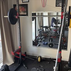 Squat rack /bench press