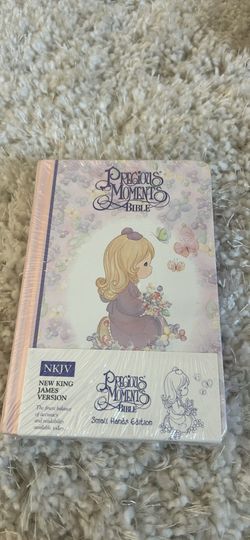 Precious Moments Small Hands Edition 