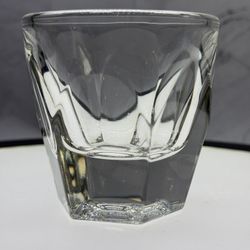 (1) Nice notNeutral VERO glass. 4.25 oz Cortado model, known for its faceted angles and curved interior designed for specialty coffee. Thick heavy 1” 