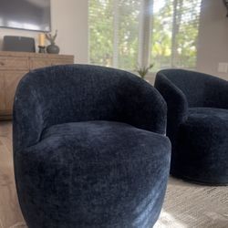 Navy blue swivel Sofa Seat Set , Almost Brand New!  