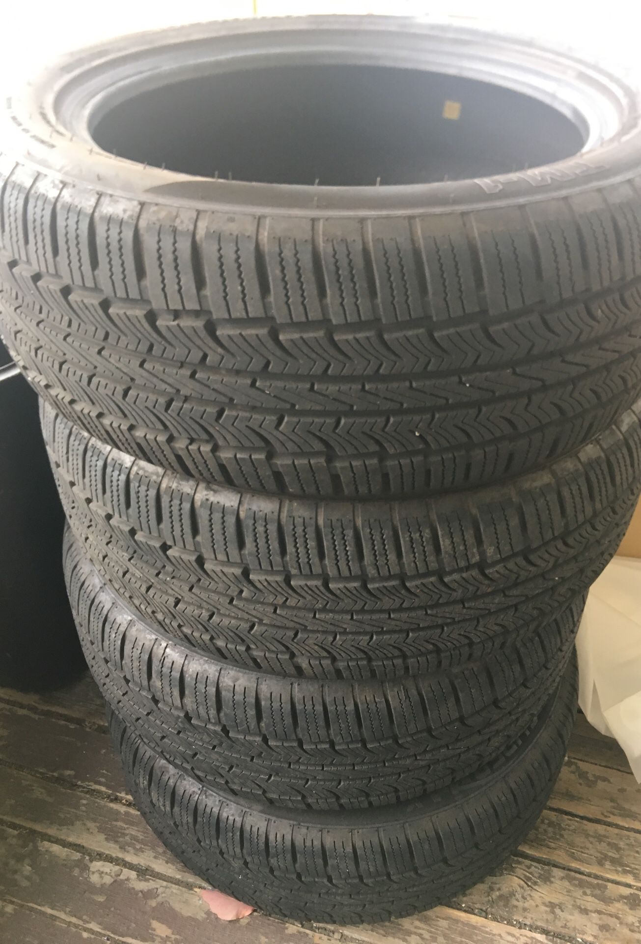 Tires size 225 50 17 less than 2000 miles supper max 50km tires