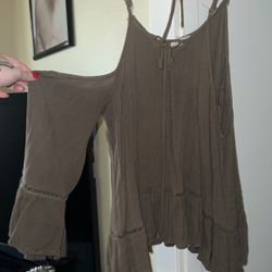 Bell Sleeve Army Green Blouse Size Large