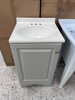Bathroom vanity gray 18”