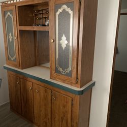 Cabinets 