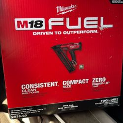 Milwaukee 15 Gauge Finish Nailer 