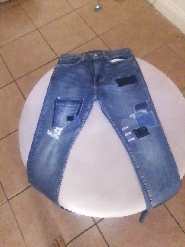 Levis Straight Legs Men