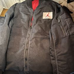 NIKE AIR JORDAN REVERSIBLE JACKET XL