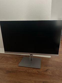 HP Desktop Monitor with Stand
