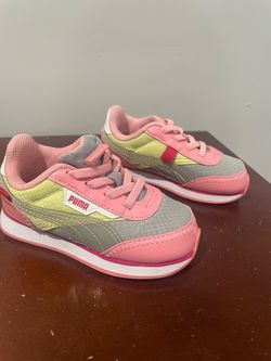Girls Puma shoes