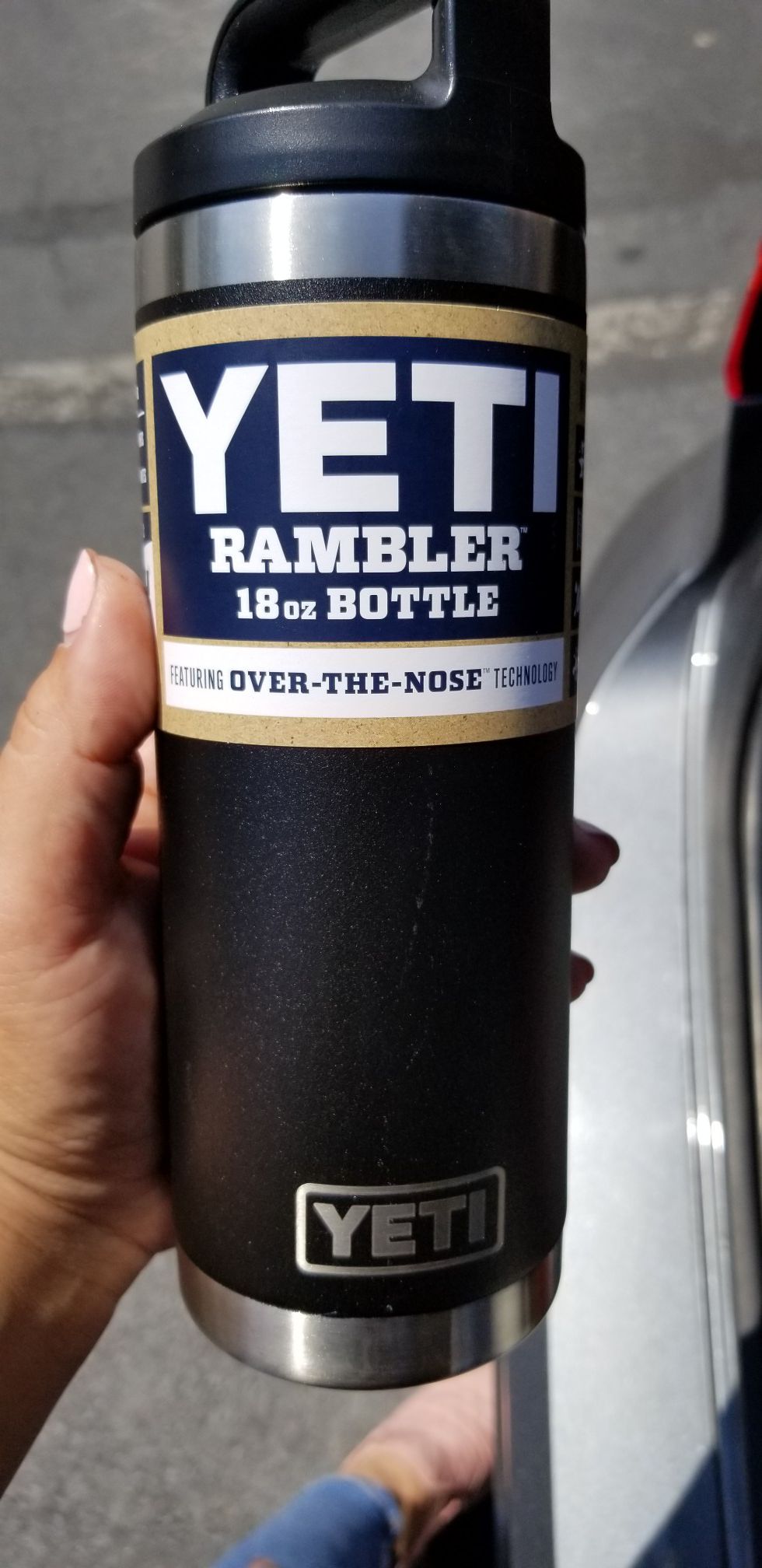 Yeti 32 Oz Water Bottle for Sale in Walnut Creek, CA - OfferUp
