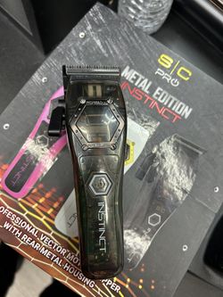 Instinct SC Pro – Metal Edition Clippers (Like New)