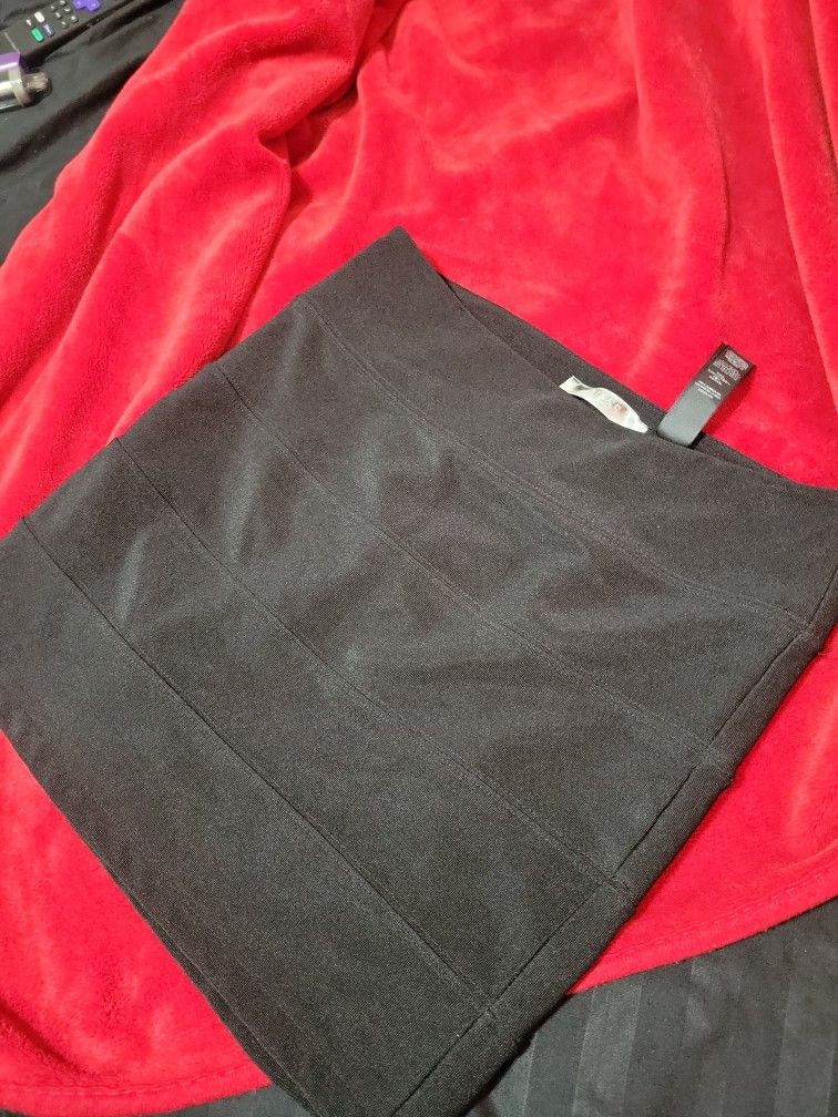 GUESS womens Mini Skirt