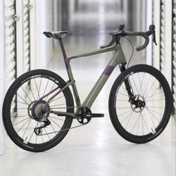 Cannondale
Topstone Carbon Lefty Medium W/ Upgrades! Gravel Bike 