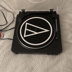 Audio Technica Record Player/Turntable