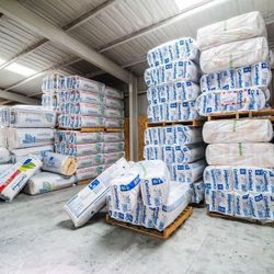 R-19 Insulation. 1/2 Price of Home Depot