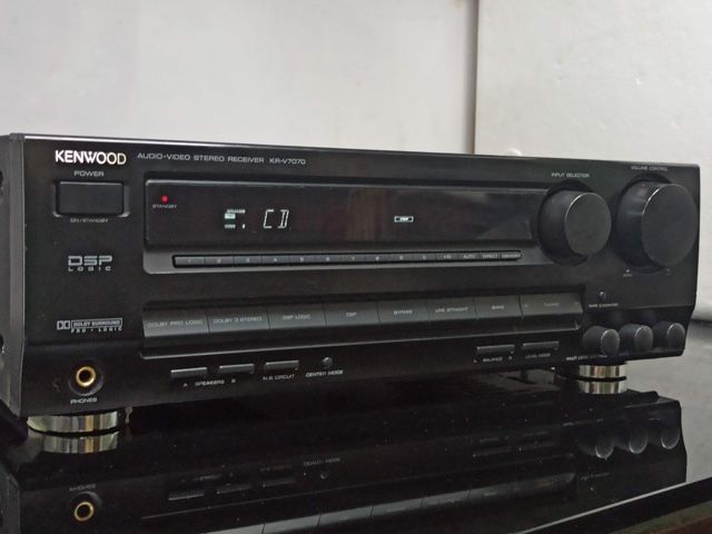 KENWOOD HOME THEATER RECEIVER KR-V7070