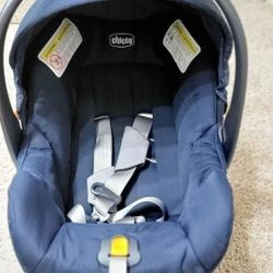 Chicco KeyFit 30 Infant Car Seat With Base - Navy