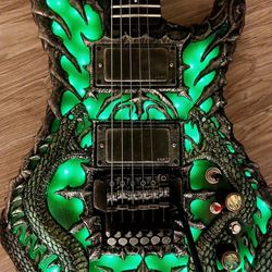 Hand made superstrat guitar